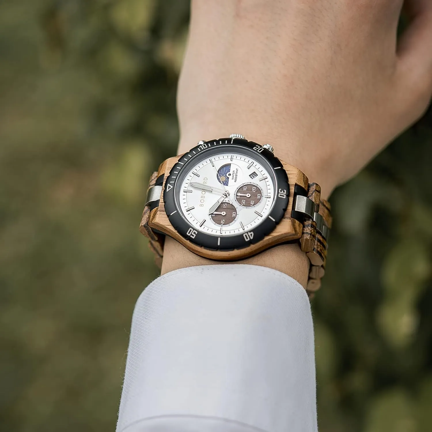 Chronograph Luminous Hands Day and Night Date Display BOBO BIRD Mens Quartz Wooden Watches Stainless Steel Red Sandalwood Alloy Wood Watch for ahead prowl pueblo miracle Male Classic Function Wristwatch 