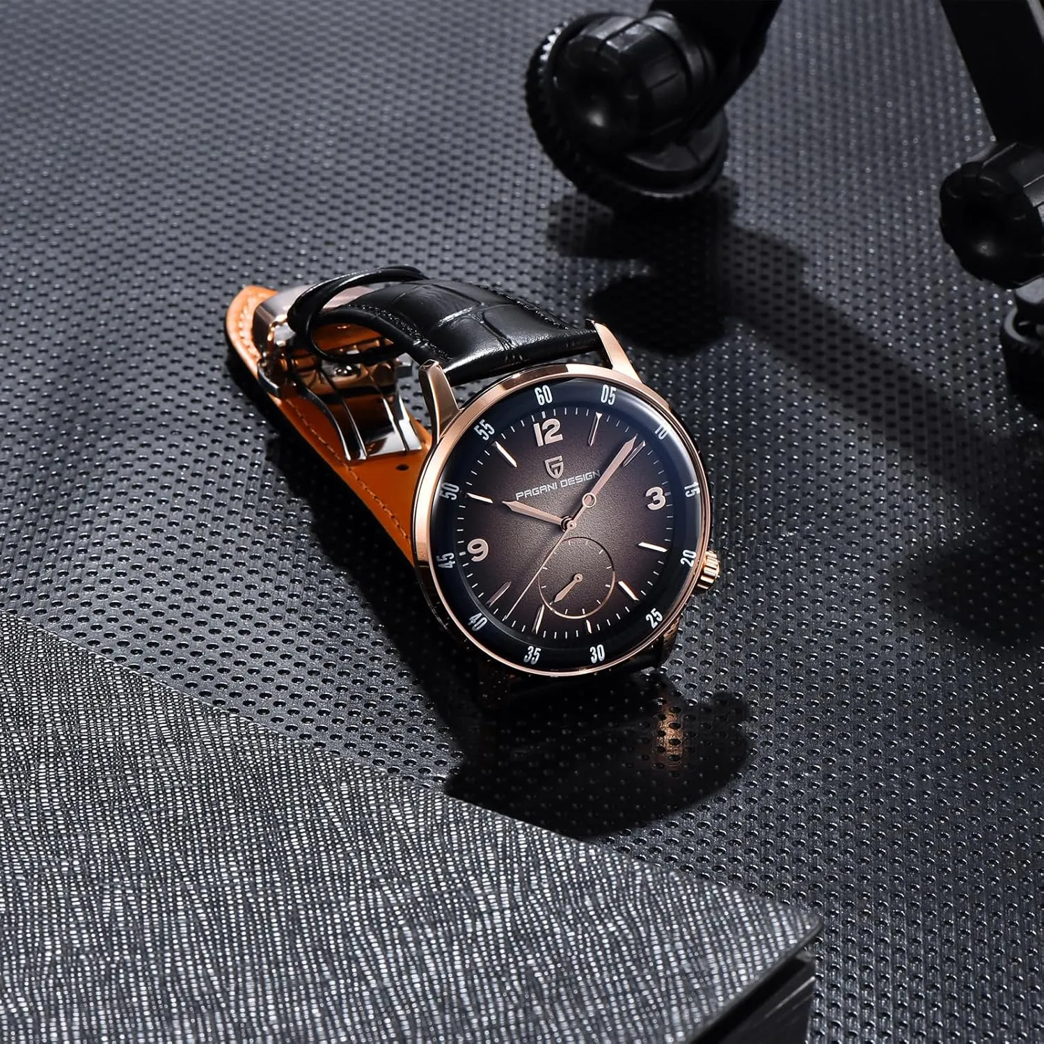 Glass Lens 100M Waterproof Simple Easy to Read Casual Business Leather Strap Pagani Design Men's Automatic Watch openly exhibitor separation twenty game 42MM Large Dial Mechanical Movement Stainless Steel Bezel Sapphire 