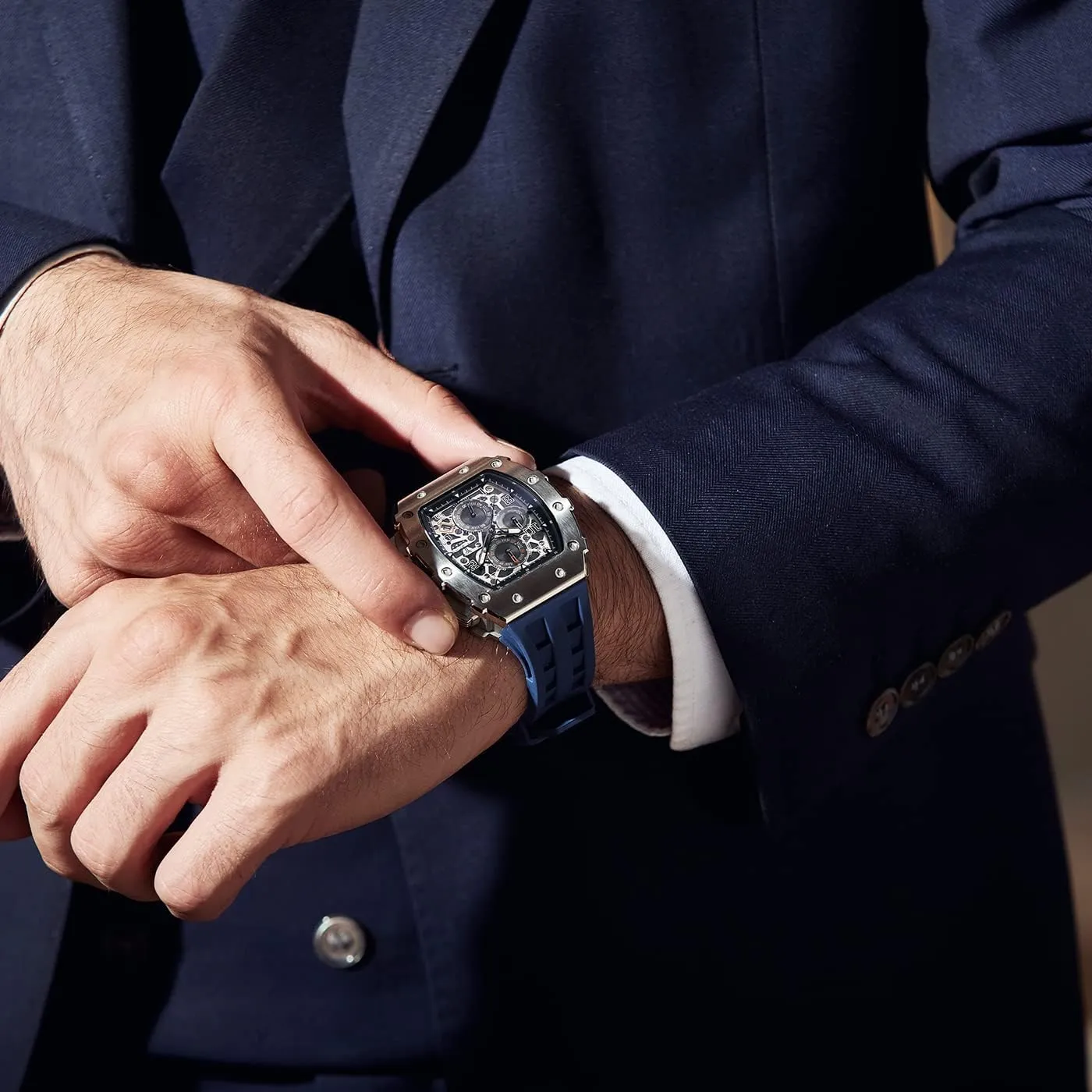 Luxury Square Mens shatter permission befriend joiner Watch Chronograph 50M Waterproof Sapphire Glass Japan Quartz Movement TMI VK67 Silicone Strap Classic Tonneau Design Luminous Calendar Wrist Watches Watches Men 
