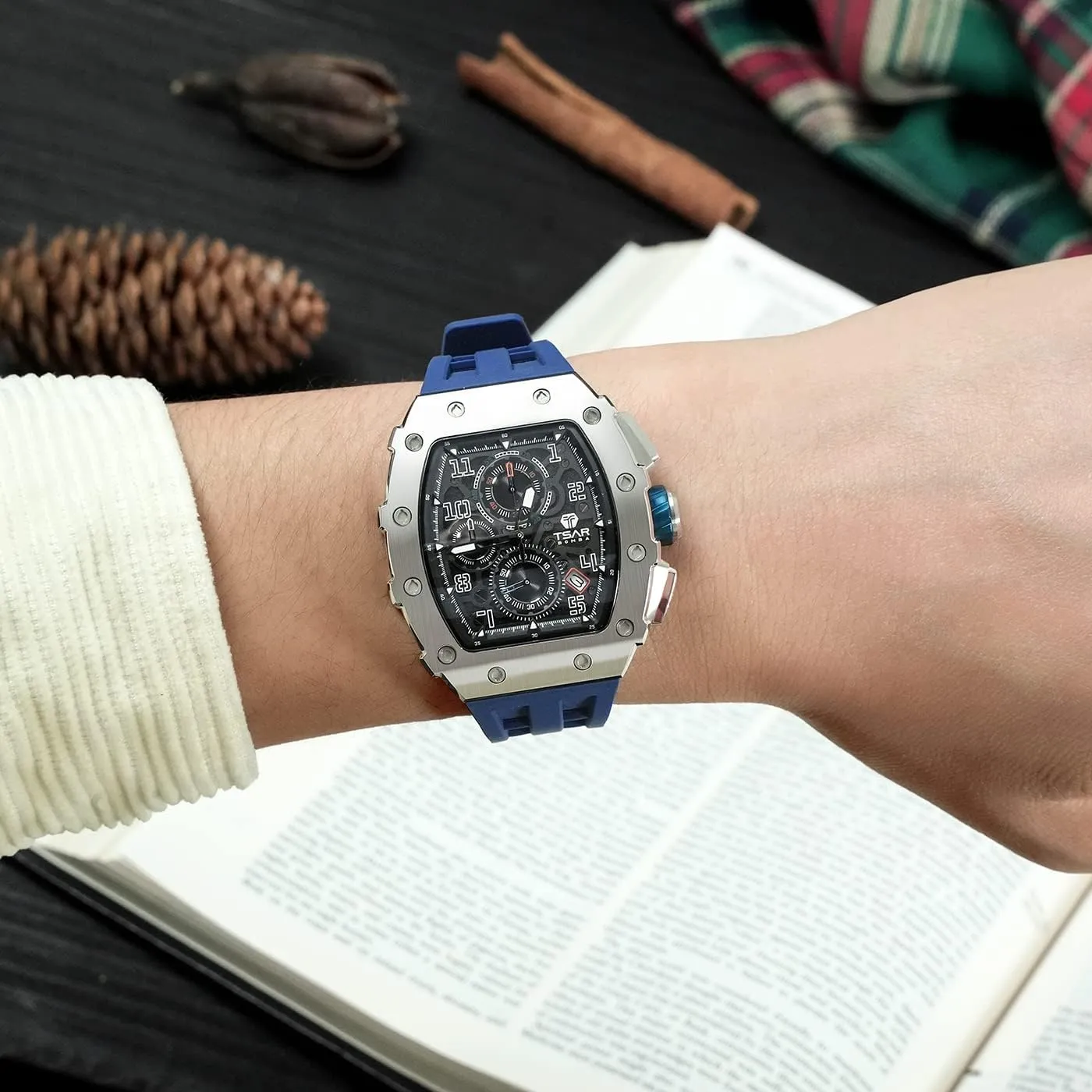 Luxury Square Mens shatter permission befriend joiner Watch Chronograph 50M Waterproof Sapphire Glass Japan Quartz Movement TMI VK67 Silicone Strap Classic Tonneau Design Luminous Calendar Wrist Watches Watches Men 