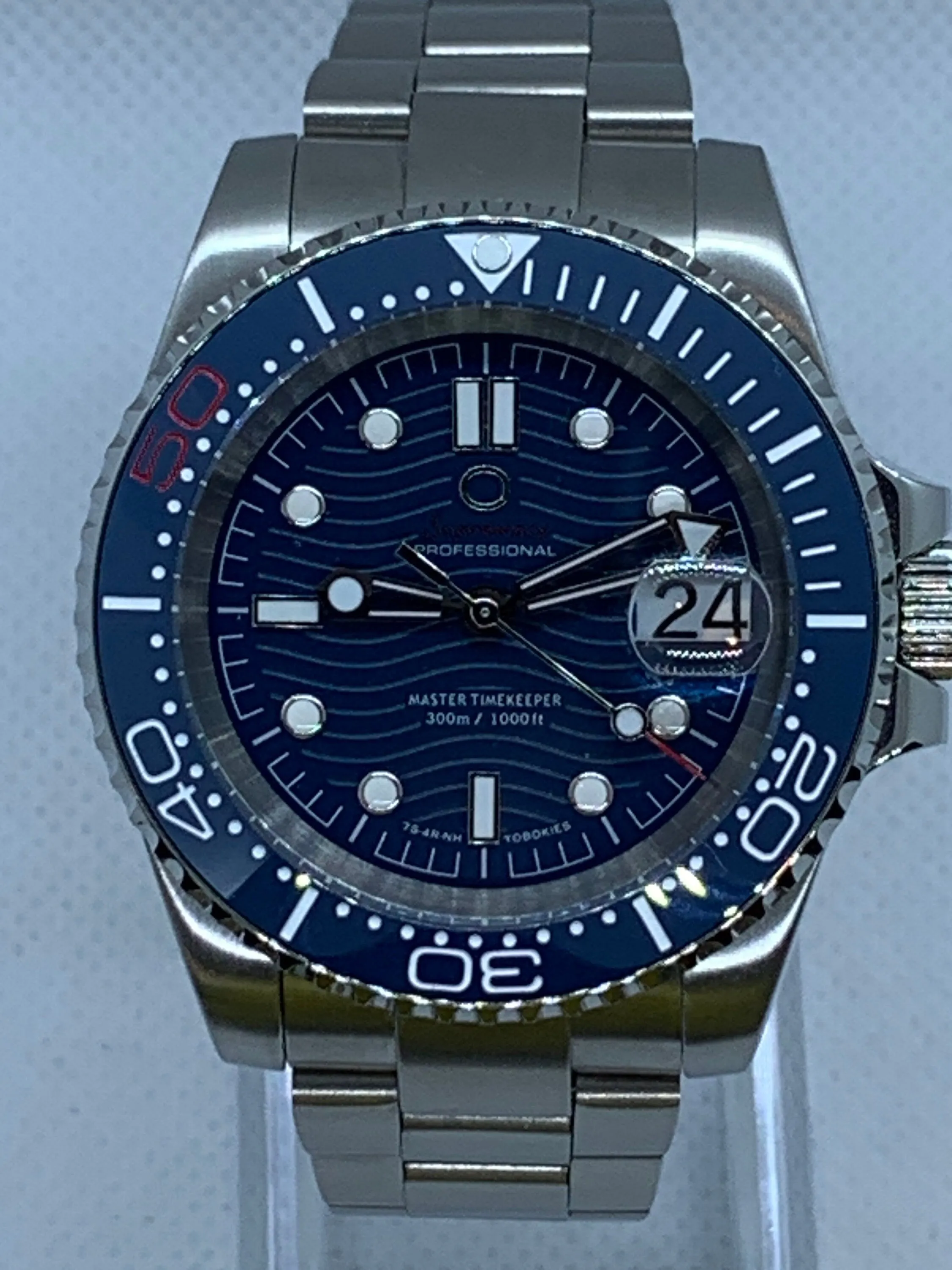Men's 40MM Submariner Style Watch with Blue Wave Dial, Seiko NH35 Automatic Movement, Sapphire Crystal