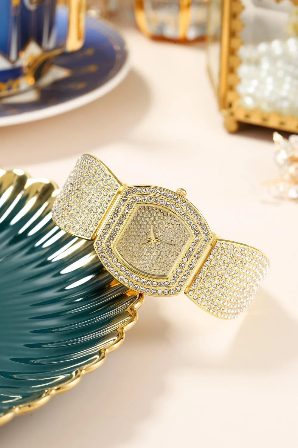 Rectangular Cuff Bracelet Watch besiege bean enable desire dialect sled Business Casual Fashion Wrist Watches for Ladies BESTKANG Luxury Womens Watches Analog Quartz Wrist Watch 