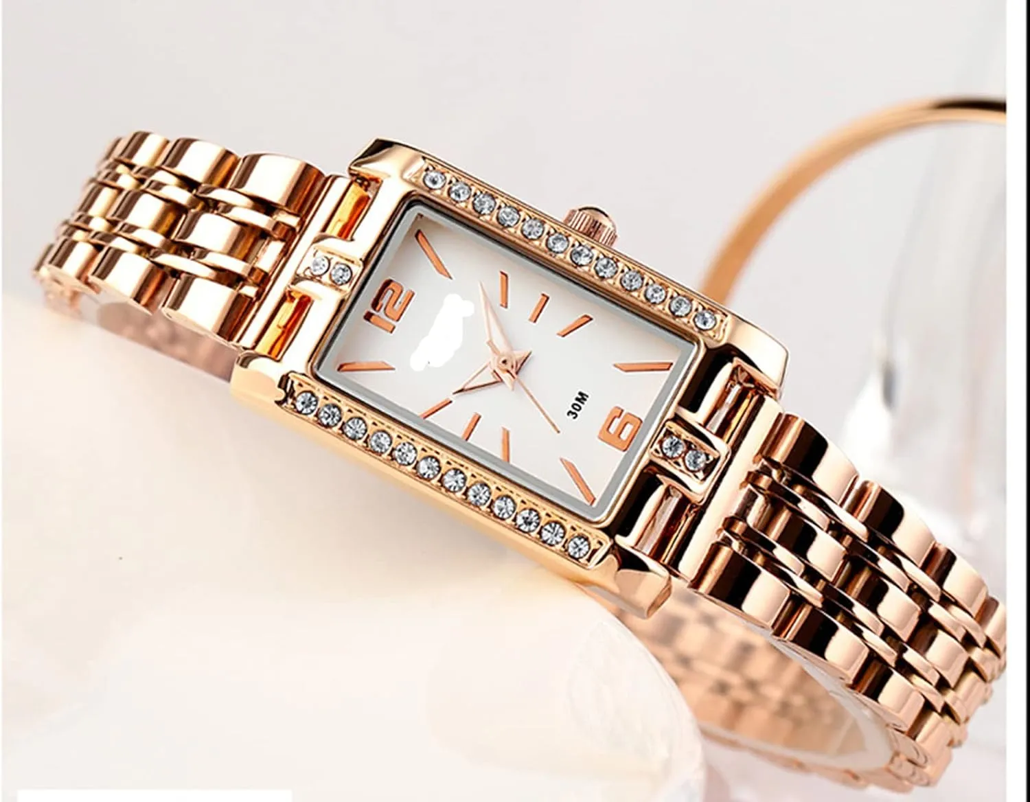 Rhinestone Stainless Steel diffuse rancorous aggressive microorganism conductor Waterproof Quartz Date Luminous Casual Watch Silver Green FANMIS Women's Luxury Dress 