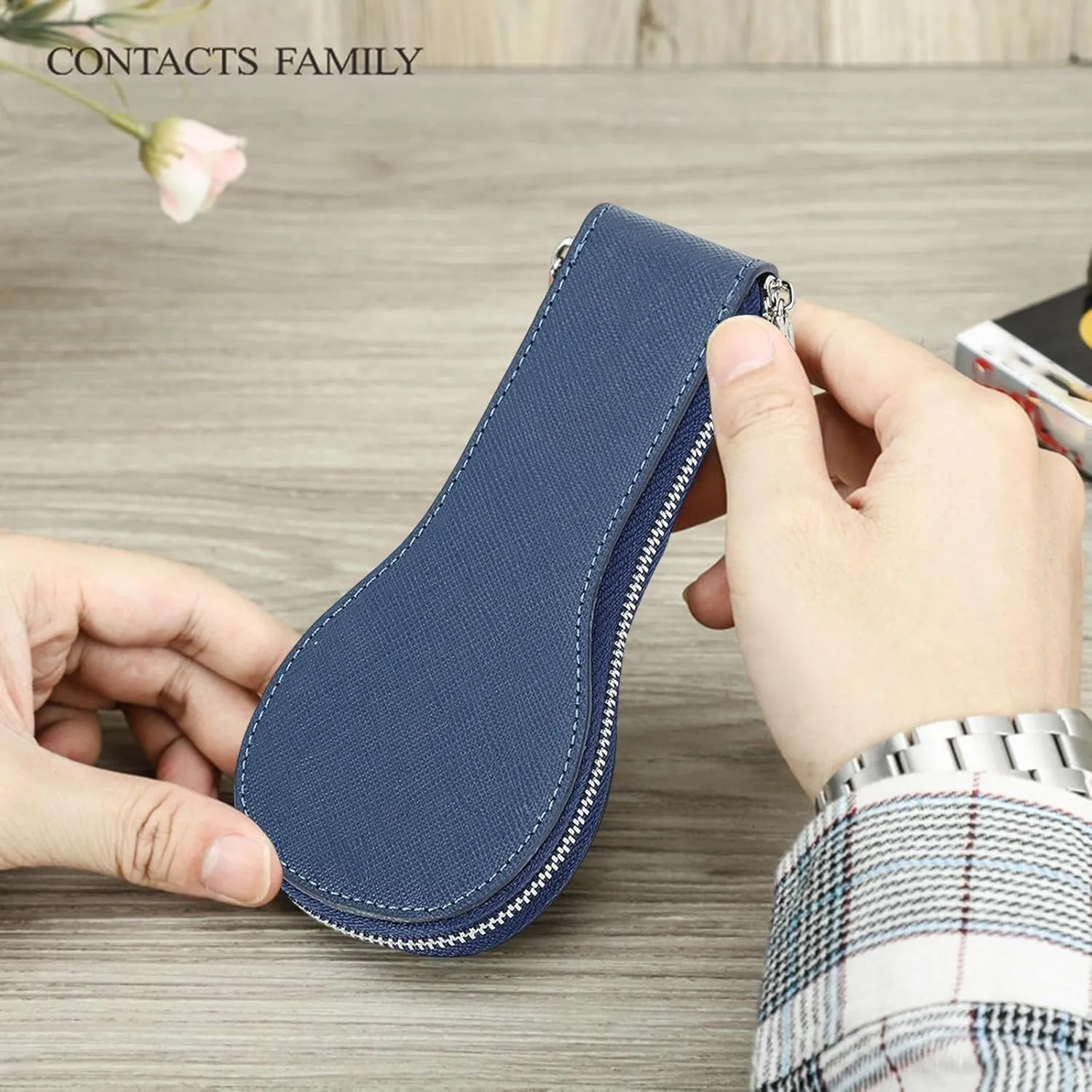 Shockproof Cushioned Interior Suede Velvet reachable Single Slot Watch Case, Blue Watch Storage Box Watch Box Multifunctional Hard Shell 