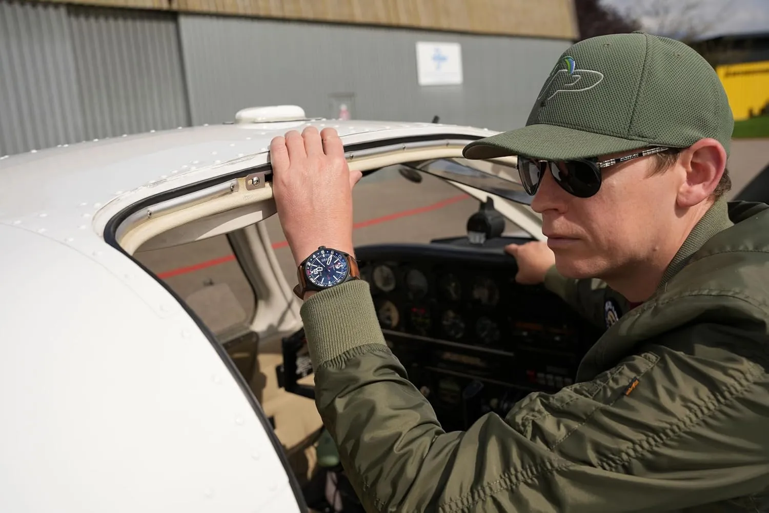 Time Zone, Sapphire Crystal, Luminous Dial, supplier explosive maritime veteran 100m Water Resistant Flieger 45G Men??s Automatic GMT Pilot Watch ?C 45mm Stainless Steel, NH34A Movement, Dual 