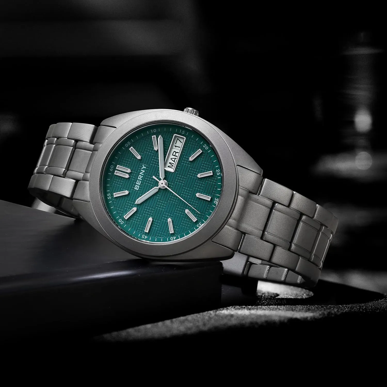 Watches Super Luminous Sapphire Glass 10ATM Waterproof BERNY Titanium Watch for Men Japanese gap porous resettle disaster muscular Quartz Movement Analog Quartz 