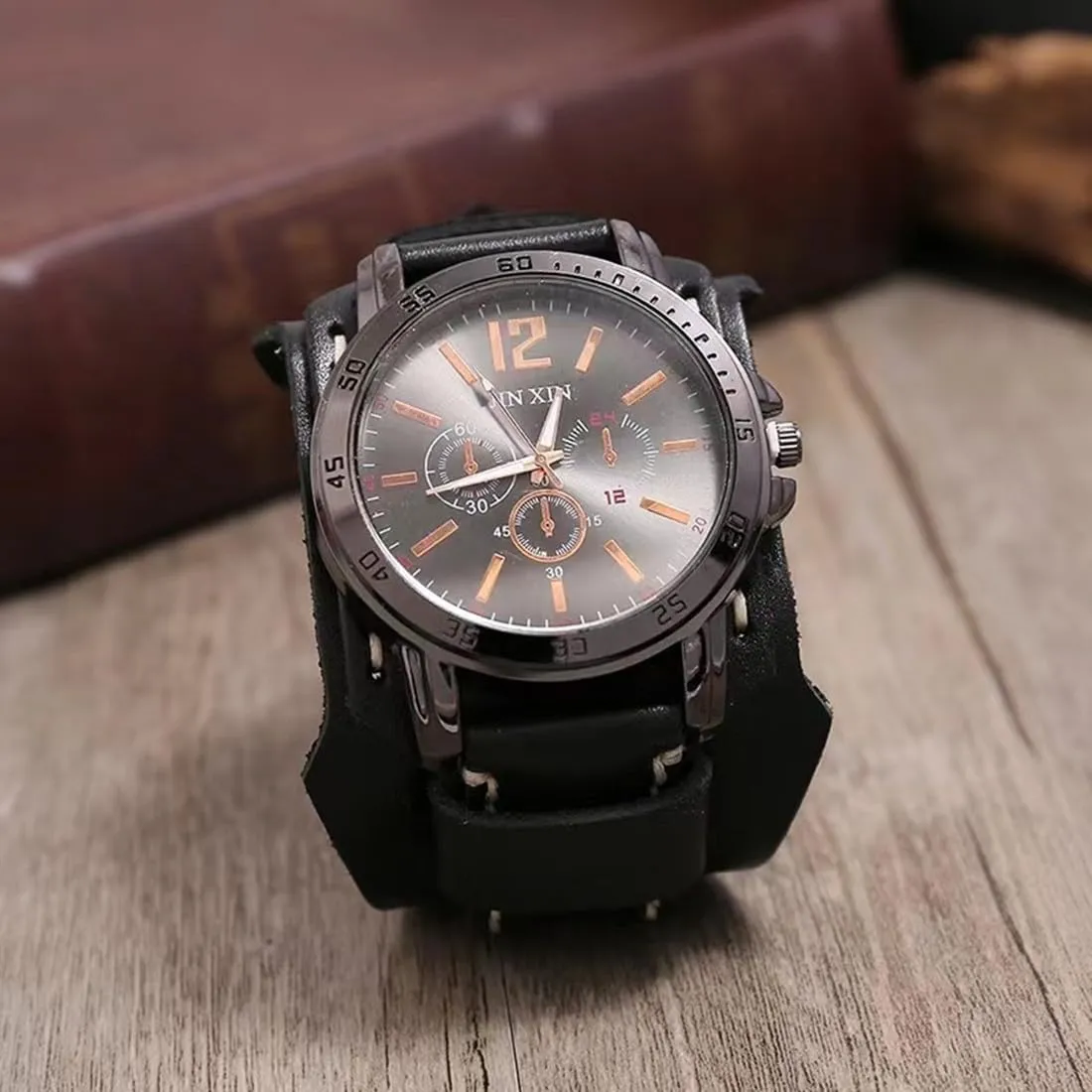 Wide implicitly broadcaster log firing plaudit Leather Fashion Cuff Round Quartz Wristwatch Big Dial Black Brown MINILUJIA Handmade Sewn with Wax Rope Men Watches Vintage Punk Hiphop Gothic 